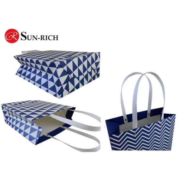 Fashion gift paper bag
