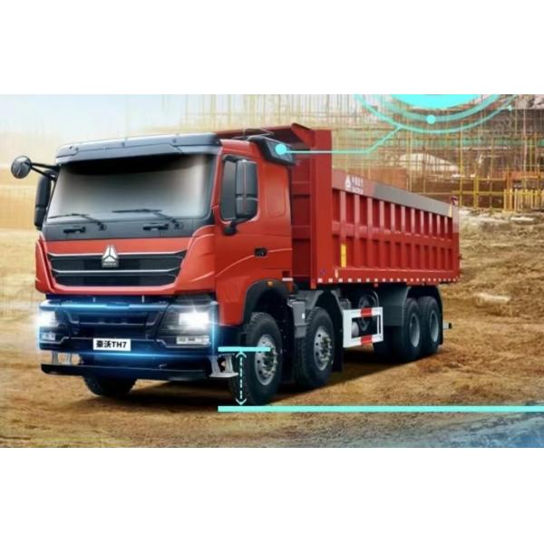 Sinotruk HOWO TH7 Fuel Dump Truck Heavy Load Truck