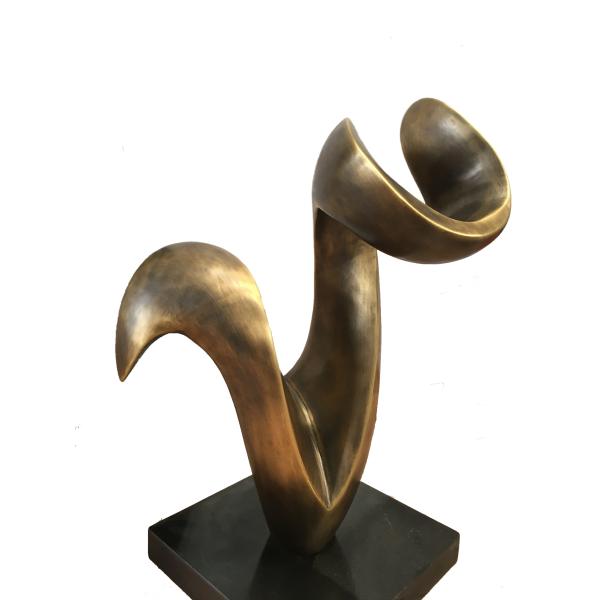 Smooth Curves Copper Art Sculpture Old Bronze Garden Ornaments Sculptures