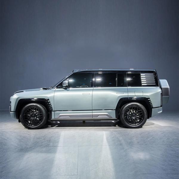 Luxury EV BYD U8 Byd U9 Byd Yangwang U8 Max Torque 1280N·M High Power  880kw Mileage Over 1000km Ev Gas Hybrid Off-Road