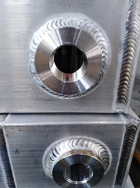 Aluminum air to air heat exchanger for compressed air aftercooler industry application