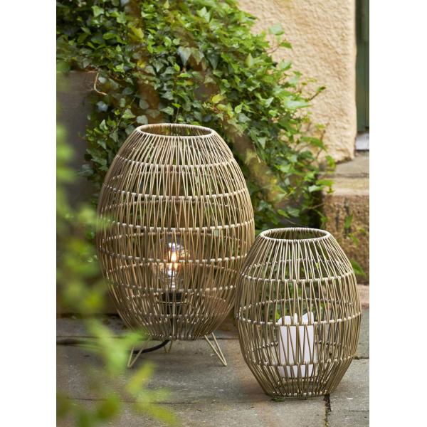 Ip44 LED Rattan Standing Lamp Shade For Garden Swimming Pool