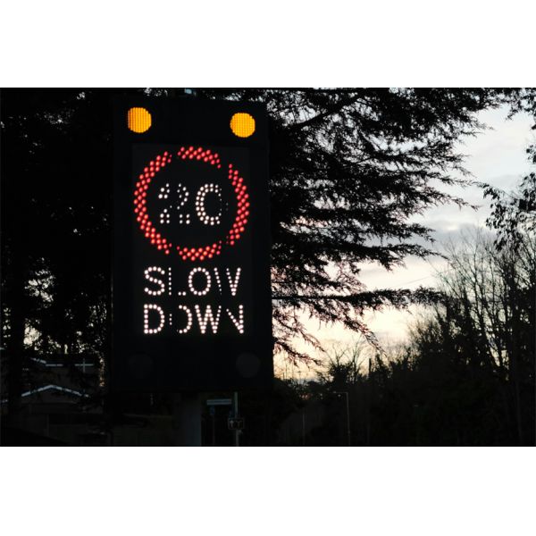 Weatherproof MUTCD Compliant Variable Speed Limit Sign with Real-time Adaptive LED Display