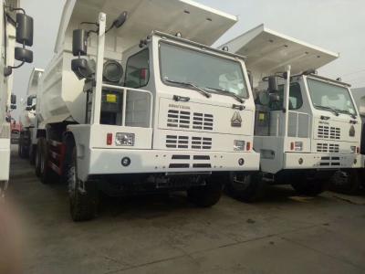 o caminhão basculante de 50 toneladas da mineração 6x4 com o únicos táxi do dorminhoco e manual 10 apressa a caixa de engrenagens