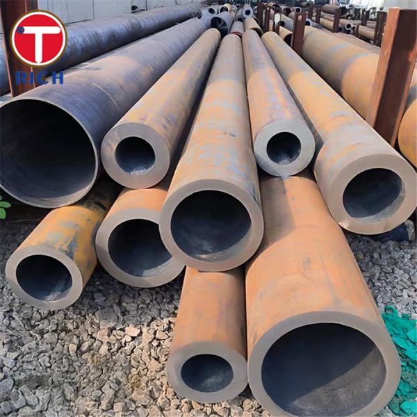 Tubes ronds structurels en acier allié 12Cr2Mo Tubes en acier sans soudure pour le craquage du pétrole