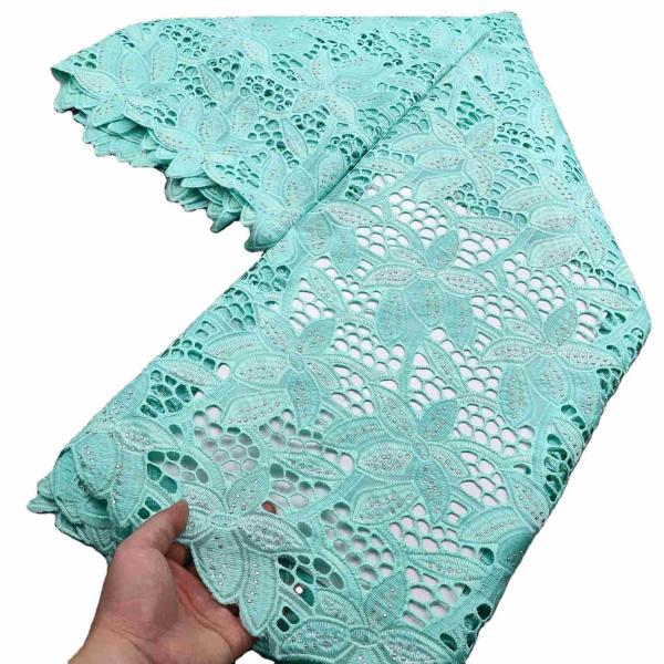 Factory Direct Sales Wholesale Price 3D Lace Fabric Bridal Unique 100% Polyester Water Soluble Cord Lace GUIPURE Fabric