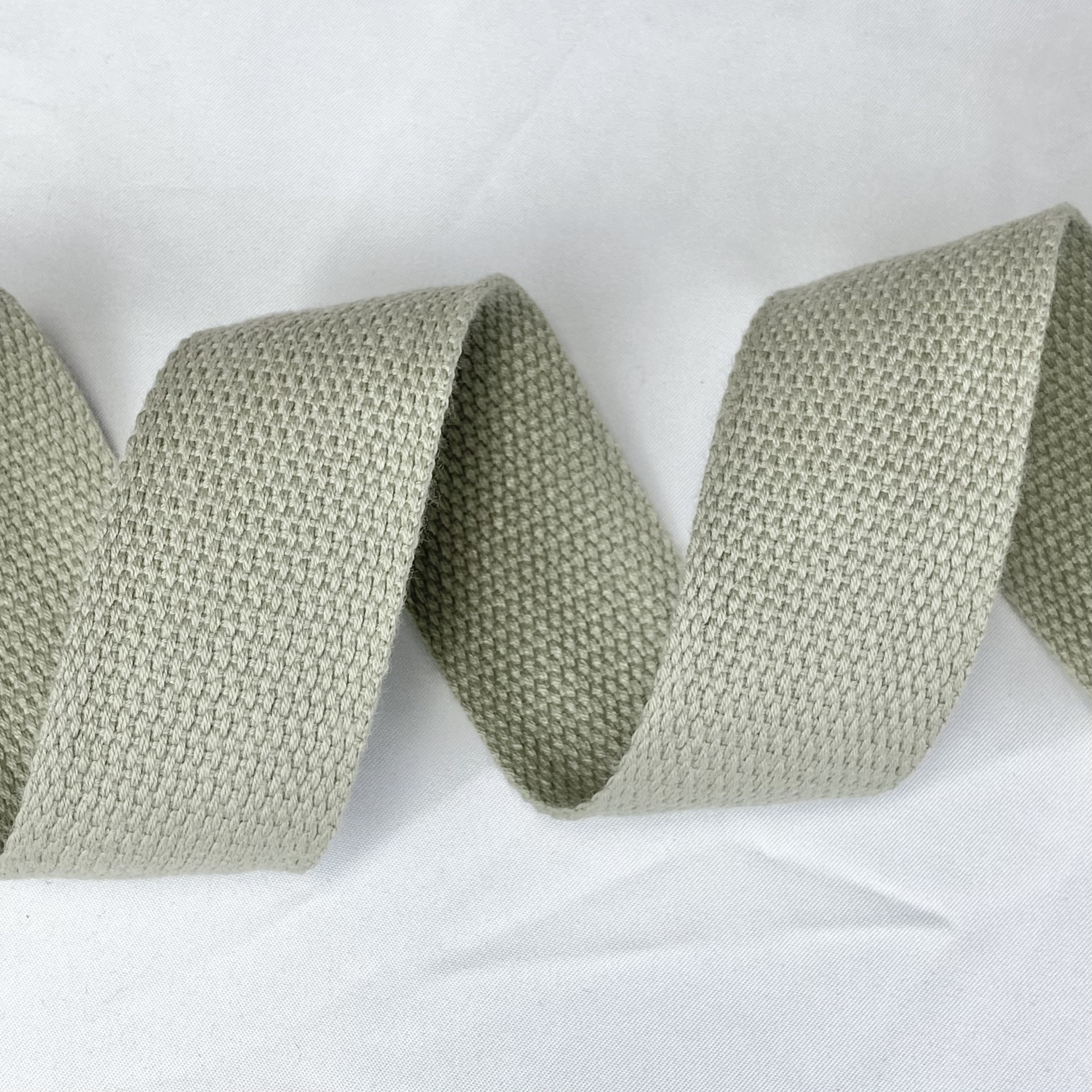 Soft bead Polyester-cotton webbing in a variety of colors Dupont Tote bag strap Textiles