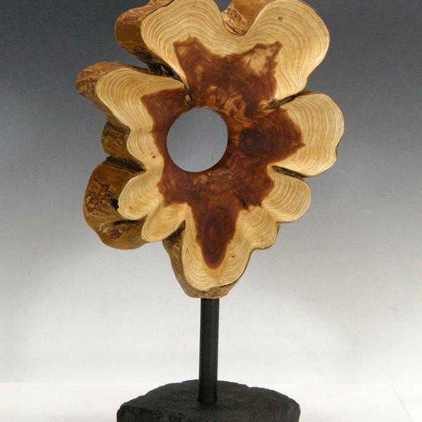 Hardwood Birch Wooden Hand Carved Statues Handcrafted For Artist collection