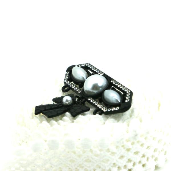 Black Fashion Brooch Pin Bow Shape Alloy Copper Silvery Material