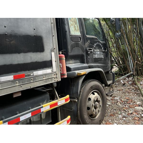 Japão ISUZU LHD caminhão de carga manual de segunda mão caminhão de carga 4x2 Drive