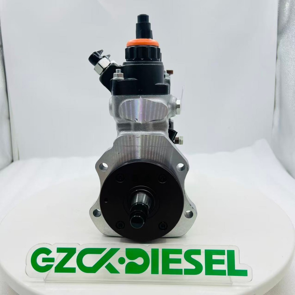 Fuel Injection Pump 094000-0450 6217-71-1131 for 6D104E SA6D140E-3 Engine