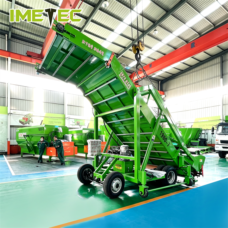 Automatic Moving Silage Loader Chopper Harvest Machine Wear Resistant