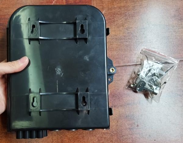 8Cores SM MM FTTH Fiber Optic Termination Box Wall Pole Mounted