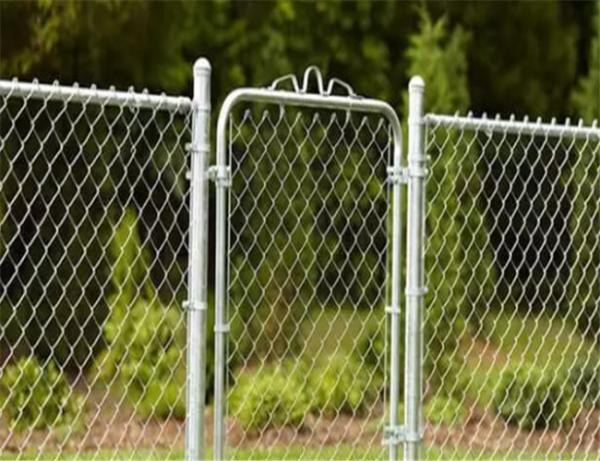 Painéis soldados 1.8m da cerca de fio do campo de esportes