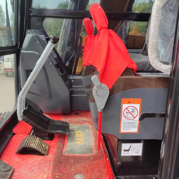 Haute efficacité de travail utilisée Sany Excavator SY95C avec pompe hydraulique originale 9000 KG