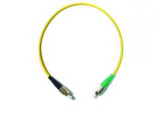 1, 2, 3 mètre ou a adapté la corde aux besoins du client de correction optique jaune de fibre de la couleur FC RPA avec le câble de LSZH