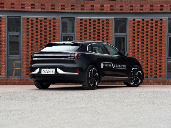 Geely Zeekr 001 SUV Electric Car Width 1999mm New Energy Vehicles