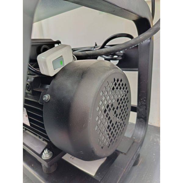 Wall Mounted Car Wash Machine 380V 3.0kw Long Life With High Pressure Pump