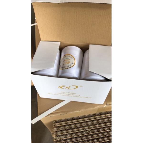 Lugar de fábrica 100% de poliéster hilo de costura multicolor 40/2 3000Yards/Cone