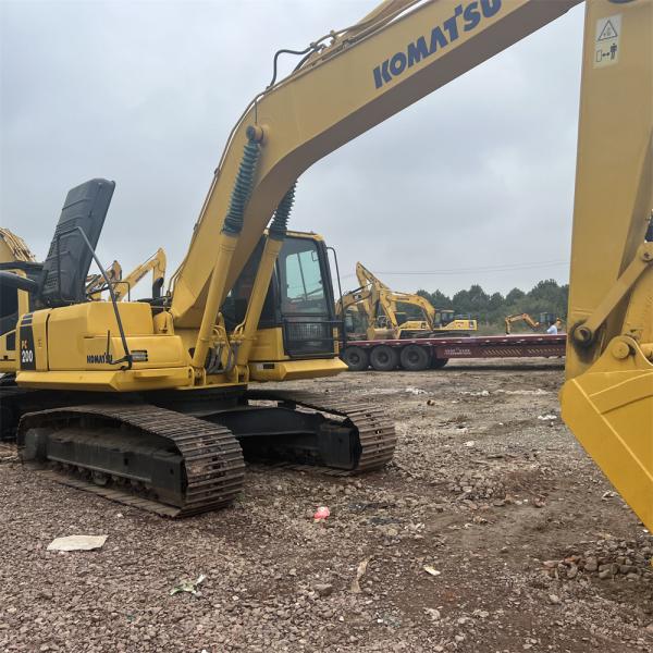 Machines d'ingénierie et de construction utilisées Japon Komatsu Pc200