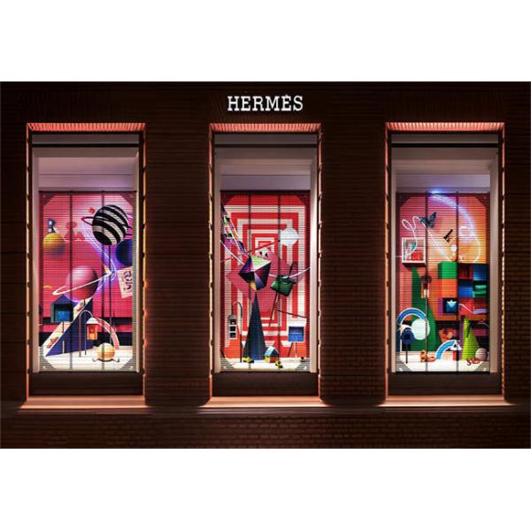 Affichage LED à grille SMD2020 60% de transparence et de luminosité pour la publicité dans les centres commerciaux