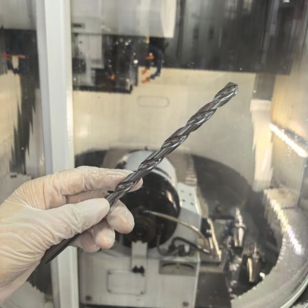 CNC Carbide Deep Hole Drill Wear Resistance For Precision Parts Drilling