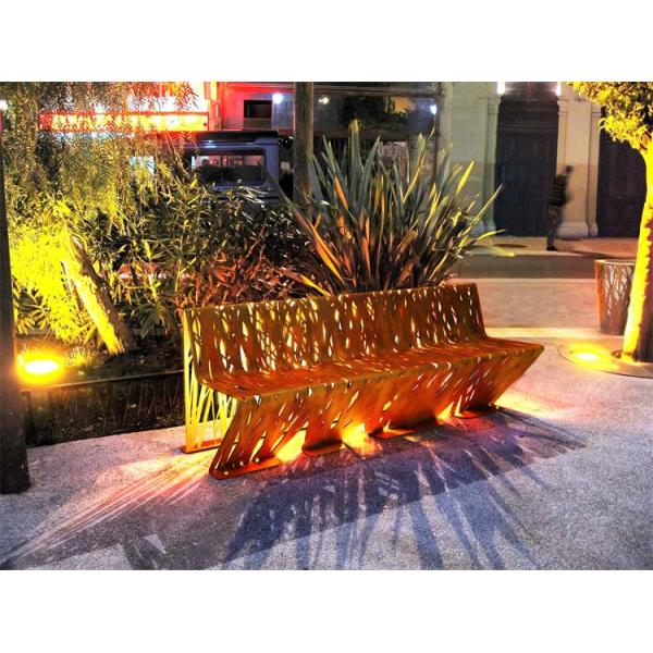 Сталь Corten уличной мебели самого последнего дизайна на открытом воздухе пересекла Суды