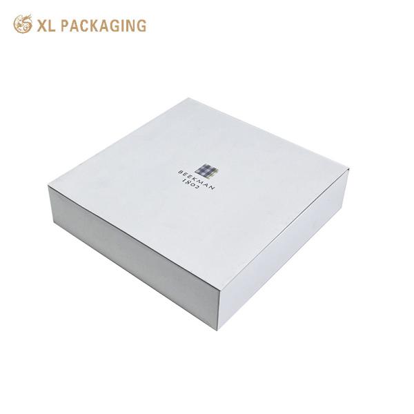 Premium Custom Cosmetic Boxes Personalized Designs Luxury Materials For Makeup & Skincare White Printing Paper Cosmetic Paper Box Magnetic Closure Packaging Box With EVA