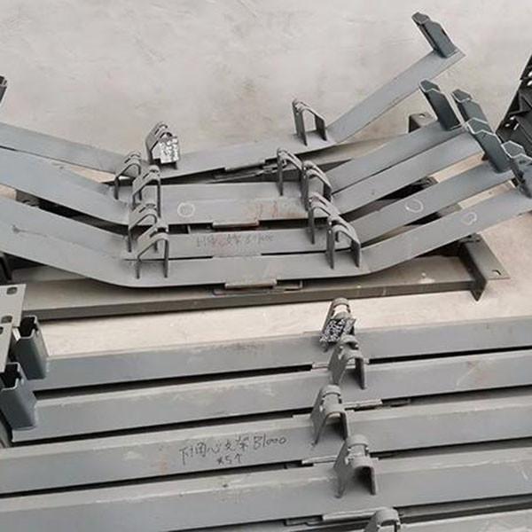 Minning Small Belt Conveyor Roller Mounting Brackets