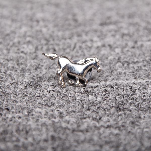 Custom Metal Lapel Pins Badges with Hard or Soft Enamel Gold Silver Copper Finish