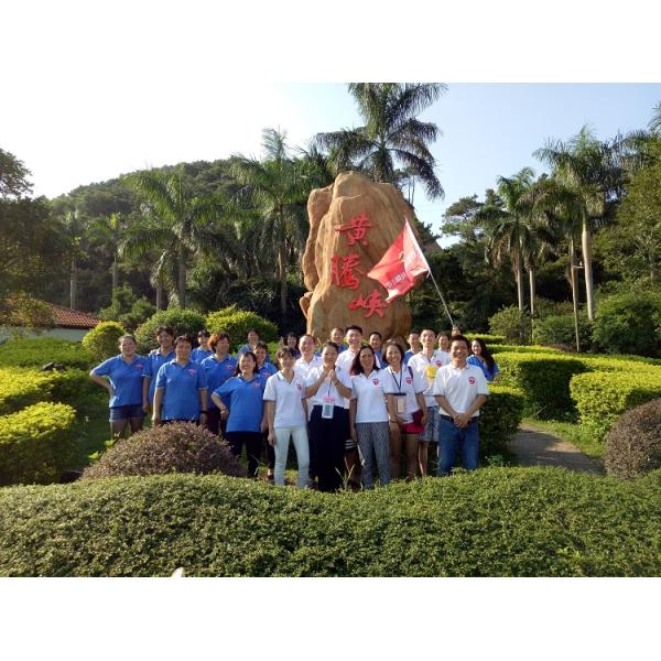 Комплект светодиодных светильников для клуба с изменяющимся светом RGB