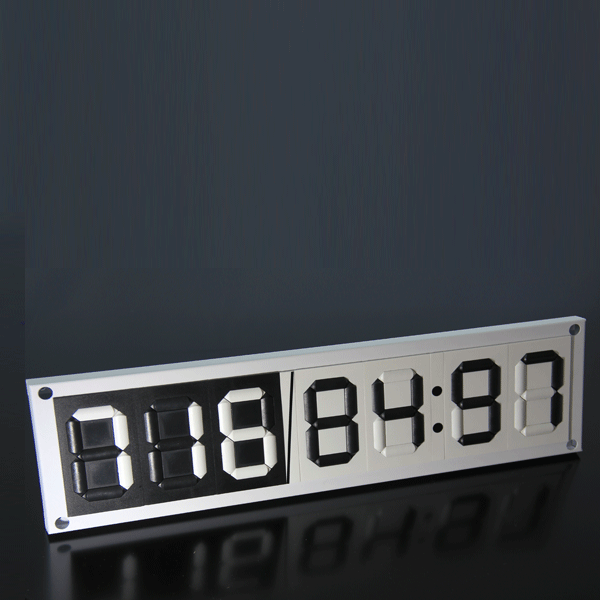 Небольшой текст черноты Signage времен открытия ресторана торгового центра на белой предпосылке