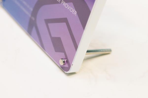 1 hora a 2 horas Tiempo de carga Pantalla de video POS en estilo personalizado para color personalizado