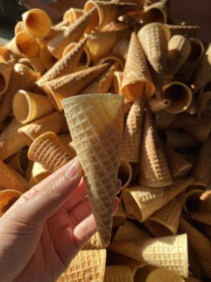 cone de gelado de 1.5kw 3000Kg que faz a instalação do campo da máquina