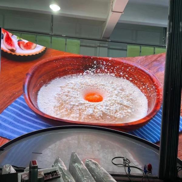 HD Commercial Bendable LED Display cilindro externo