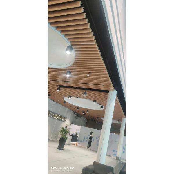 Алюминиевые профили в качестве отделок и краев для установки потолков