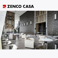 O conjunto de mobiliário do hotel inclui 2 cadeiras individuais com mesa de café
