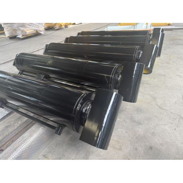 Single Acting High Tonnage Steel Agricultural Hydraulic Cylinder Hard Chrome Plated Piston Rod
