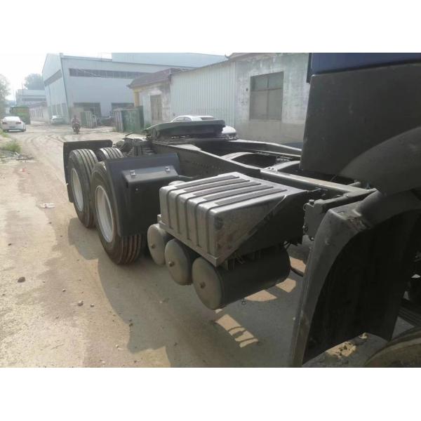 Подержанный HOWO Sitrak C7h Тракторные грузовики 6X4 Подержанный грузовик с сертификацией ECE