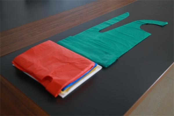 Multipurpose Disposable Aprons On Block White Blue Red Green Pink Yellow Black Color
