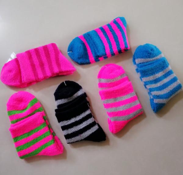 Polyester Winter Women's Novelty Socks / Warm Womens Socks Thick Cozy Fuzzy