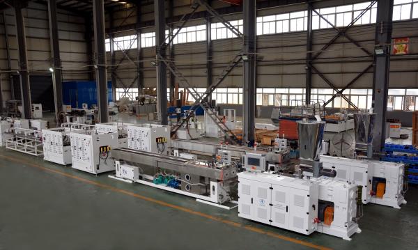 SHENZHEN HYPET High Speed  PVC Pipe Making Machine , PVC-O High Filler Pipe Extrusion Production Line
