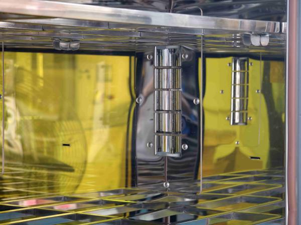 Xenon Light Sterilization Transfer Window | 99.99% Kill Rate in 3 Mins | Cleanroom, Lab & Hospital Safe Material Pass-Through