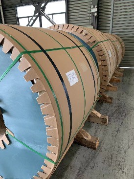 AA3105 Алюминиевая катушка с цветовым покрытием Деревянная катушка с цветовым покрытием полиэстера Алюминиевые катушки для декораций и дверных материалов