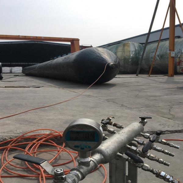 1.8m×15m Inflatable Ship Airbags Steel Cord Reinforcement Automatic Pressure Balancing