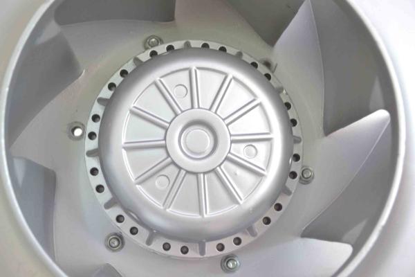 Impulsor de alumínio externo da chapa metálica do ventilador de refrigeração 1358rpm do centrifugador do rotor IP54 400mm