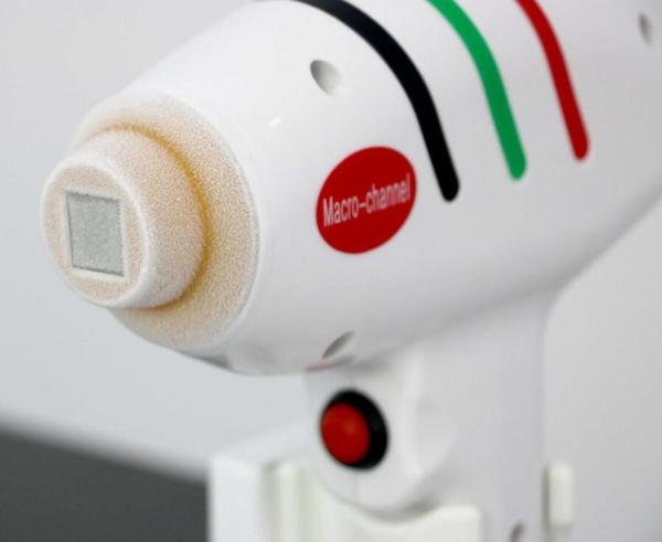 Remoção comercial do cabelo da máquina do laser do diodo de 1064nm 755nm 808nm