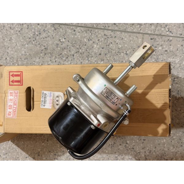 S4785-04380 S4785-04310   Brake cylinder LH/RH FOR HINO 700