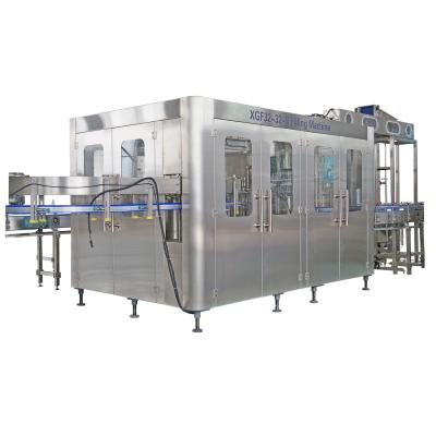 Linha de engarrafamento equipamento de 1000BPH Juice Filling And Capping Machine
