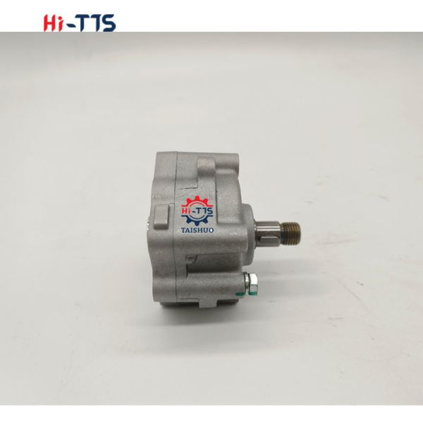 Oil Pump 17331-35013 17331-35010 17331-35012 for Kubota Engine D1703 V2203 D1102 Tractor L2250DT L2550F L2650F L4150 M4030SU
